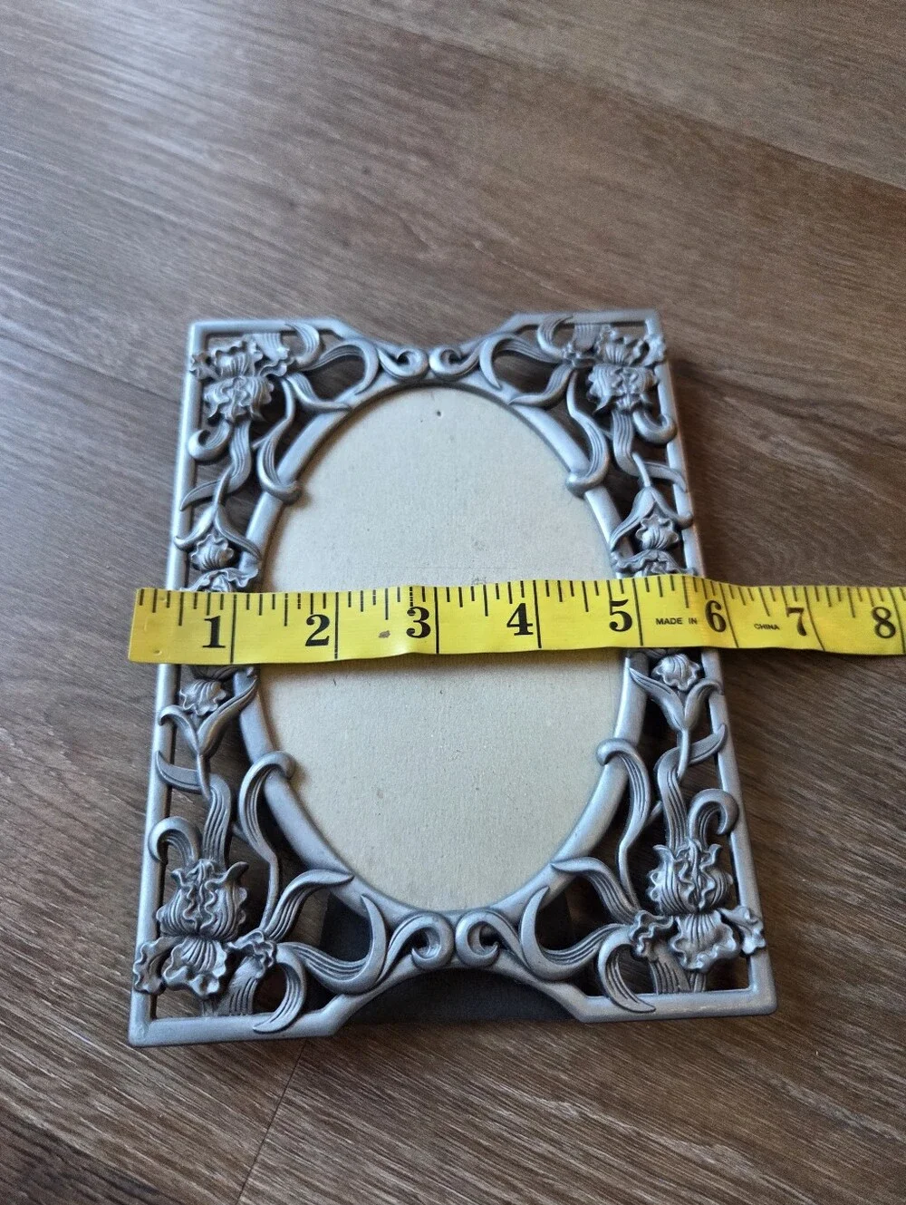 Vintage Pewter Silver Tone Ornate Iris Flower Picture Frame with Oval Setting